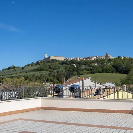 Qualita E Amore Rooms Loreto Exterior photo