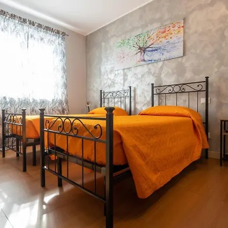 Qualita E Amore Rooms Loreto Exterior photo
