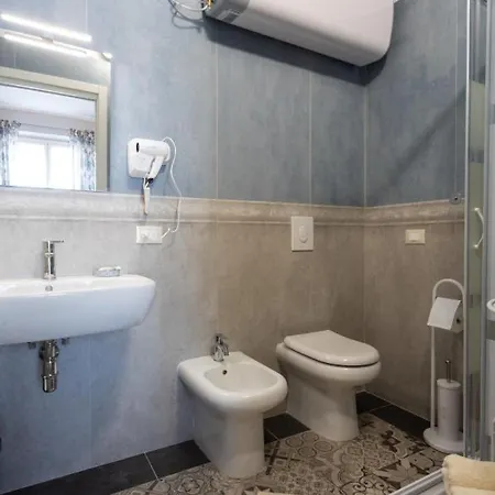 Qualita E Amore Rooms Loreto Exterior photo
